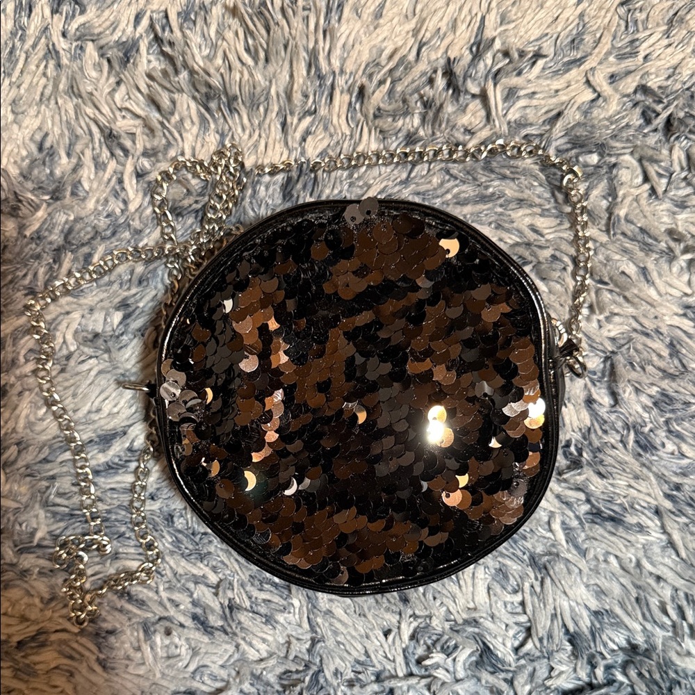 Vintage Place Black Round Sequin Crossbody with Chain Strap